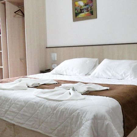 Hotel Alpenrose Трезі-Тіліас Екстер'єр фото