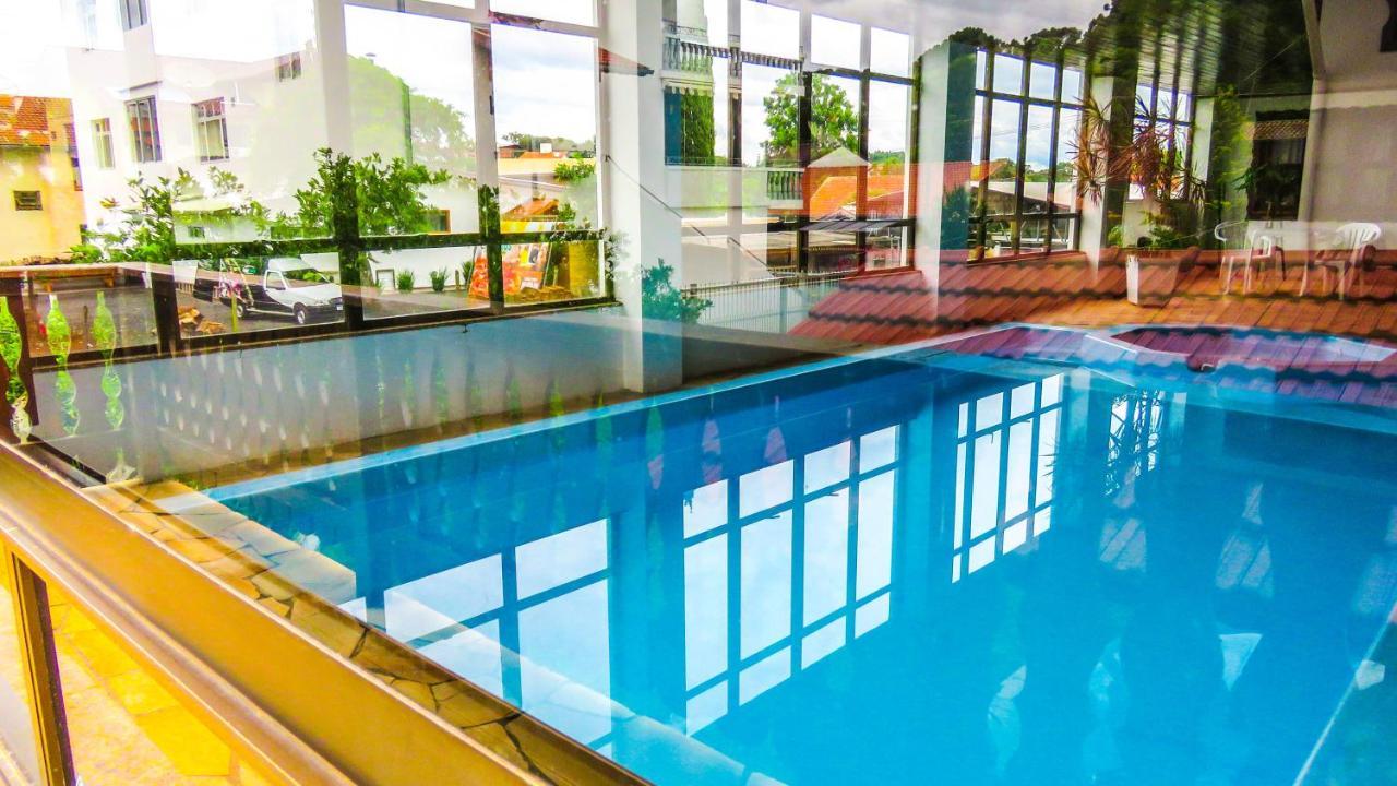 Hotel Alpenrose Трезі-Тіліас Екстер'єр фото